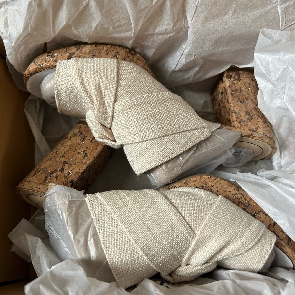 LifeStride Laguna Espadrille in cream - Picture 12 of 12